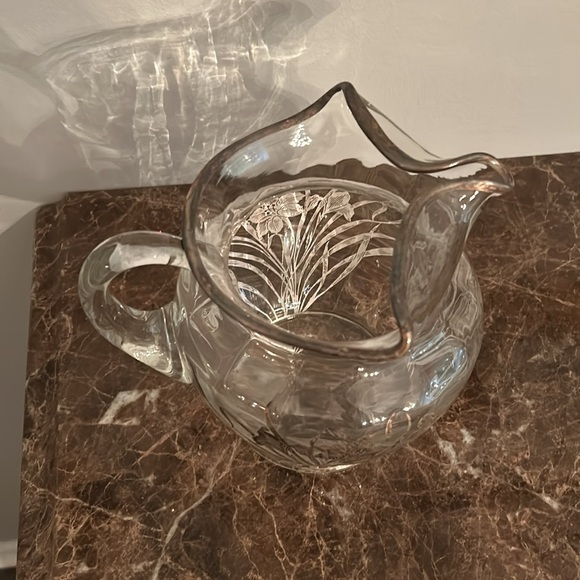 Glass Pitcher with Flower Decal - Picture 2 of 4